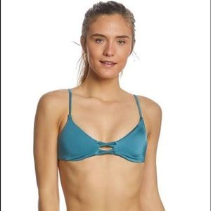 NWT Billabong Sol Searcher Trilet Bikini Top